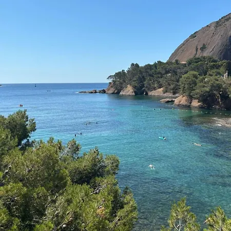 T4 - Terrasse Vue Calanques De Figuerolles &